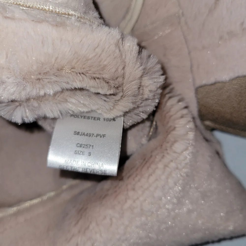 Women's Tan/ Cream Soft  Jackets With Pockets  Zipper Closure - Picture 8 of 10